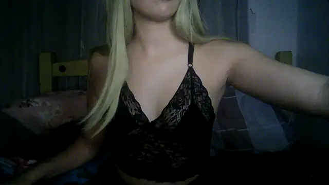 isabella048 online show from June 27, 2026, 12:05 am