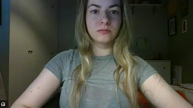 Snapshot of ROSIEx_sweet chatting on June 11, 2026, 6:43 am ROSIEx sweet online show from June 11, 2026, 6:43 am
