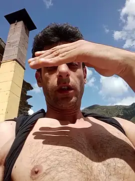 MrTamburine22 online show from April 15, 2026, 12:53 pm