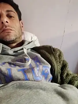 MrTamburine22 online show from March 10, 2026, 1:04 pm