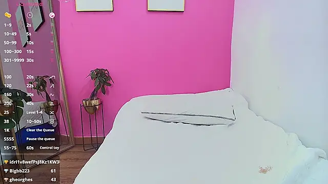 hornybarelylegalgirl online show from February 25, 2025, 4:04 pm