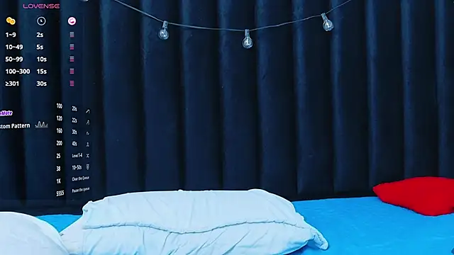 Snapshot of hornybarelylegalgirl chatting on September 22, 2025, 12:38 am hornybarelylegalgirl online show from September 22, 2025, 12:38 am