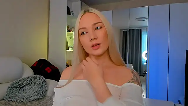 Snapshot of 1AlexaGoddess3 chatting on September 26, 2025, 5:25 am 1AlexaGoddess3 online show from September 26, 2025, 5:25 am