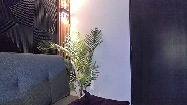 Snapshot of amber_kanne chatting on December 7, 2024, 7:38 pm amber kanne online show from December 7, 2024, 7:38 pm