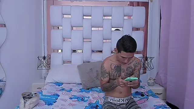 CelesteANDdylan online show from October 29, 2025, 7:40 am