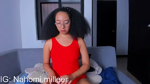 Snapshot of NAHOMI_MILLER chatting on October 24, 2025, 9:58 pm NAHOMI MILLER online show from October 24, 2025, 9:58 pm