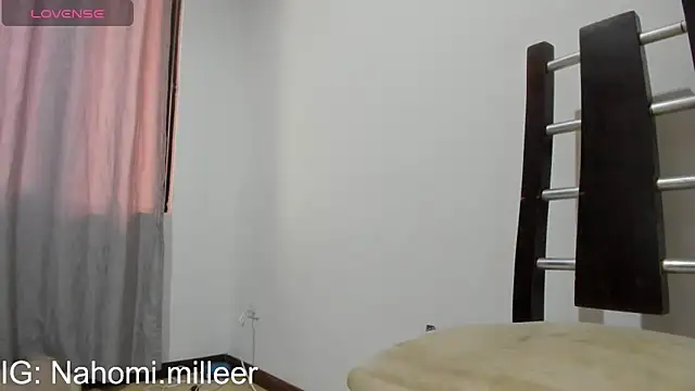 Snapshot of NAHOMI_MILLER chatting on October 3, 2025, 4:08 pm NAHOMI MILLER online show from October 3, 2025, 4:08 pm