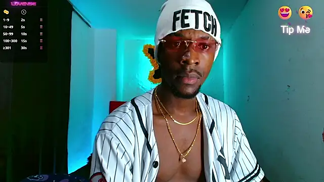 Aroonpapisex online show from March 7, 2026, 9:20 pm