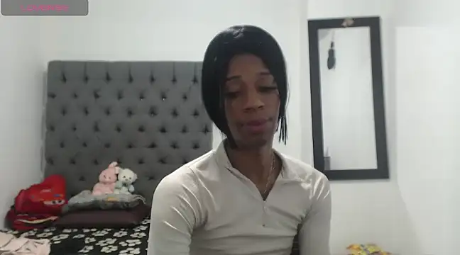 lucianadolll online show from March 14, 2025, 11:43 pm