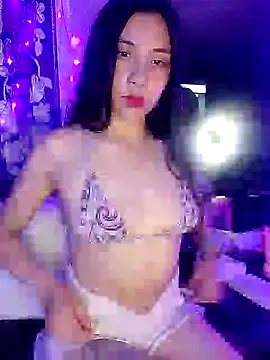 -Lola Bunny online show from January 28, 2025, 3:15 am