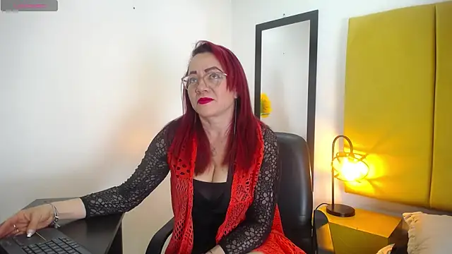 Lupiita223 online show from September 23, 2025, 1:18 pm