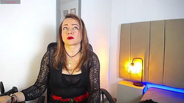 Lupiita223 online show from February 28, 2025, 12:52 pm