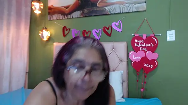 Snapshot of renata_milf_ chatting on February 15, 2025, 4:45 pm renata milf online show from February 15, 2025, 4:45 pm