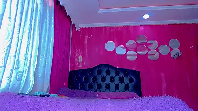 TiffanyMackensyy online show from January 18, 2026, 9:07 pm