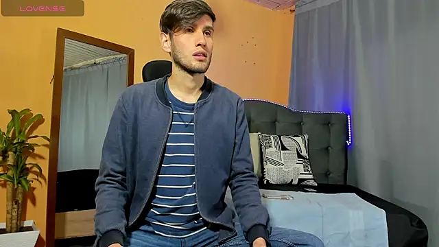 Thhiago tay online show from March 14, 2025, 5:05 am