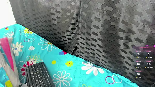 Venus Blackk online show from February 22, 2025, 10:42 pm