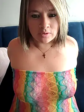 Neve Collins online show from August 9, 2026, 1:17 pm