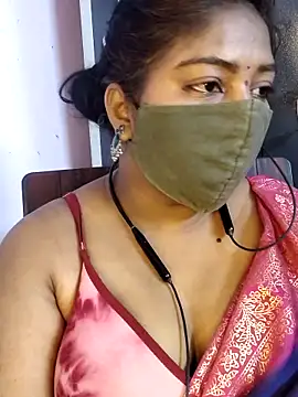 RomeoJuliet345 online show from April 17, 2026, 4:54 pm