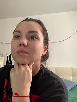 MiraMiss online show from February 8, 2026, 7:06 am