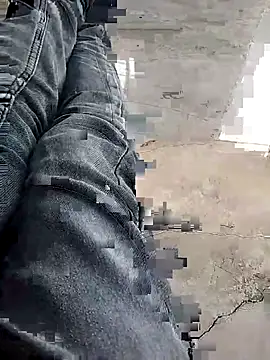 Snapshot of PracticalGum40 chatting on October 9, 2025, 11:33 am PracticalGum40 online show from October 9, 2025, 11:33 am