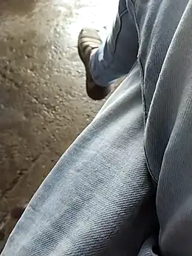 Snapshot of PracticalGum40 chatting on October 12, 2025, 6:48 am PracticalGum40 online show from October 12, 2025, 6:48 am