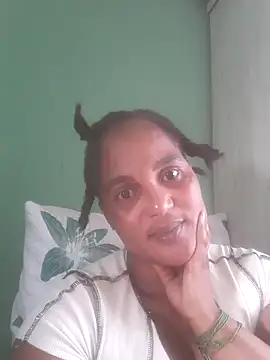 Snapshot of SexyEbony37X chatting on September 18, 2025, 7:00 am SexyEbony37X online show from September 18, 2025, 7:00 am