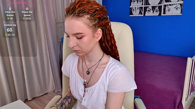 Snapshot of VioletShine chatting on May 17, 2026, 1:22 pm VioletShine online show from May 17, 2026, 1:22 pm
