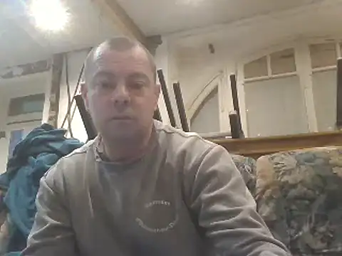 hugoboys76 online show from January 29, 2025, 4:52 pm