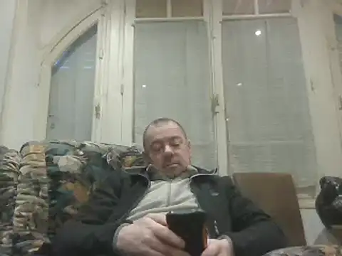 hugoboys76 online show from December 30, 2024, 11:15 am