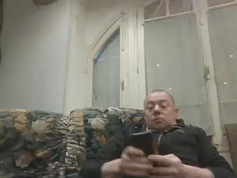 hugoboys76 online show from January 2, 2025, 5:07 pm