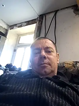 hugoboys76 online show from December 23, 2024, 1:24 pm