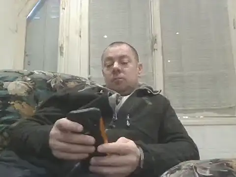 hugoboys76 online show from January 9, 2025, 11:25 am