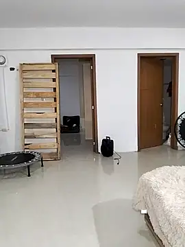 Snapshot of Alison_fitness chatting on March 11, 2025, 10:42 pm Alison fitness online show from March 11, 2025, 10:42 pm