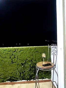 Snapshot of Alison_fitness chatting on October 19, 2025, 12:35 am Alison fitness online show from October 19, 2025, 12:35 am