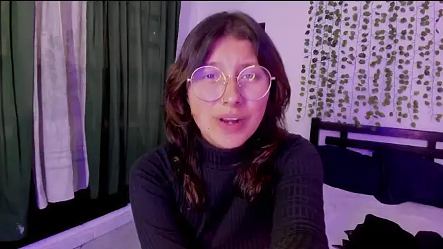 Noellesable online show from February 13, 2025, 9:27 pm