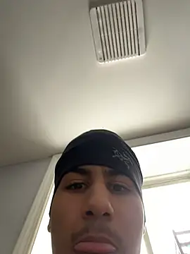 Snapshot of johnycash21 chatting on January 18, 2026, 2:42 pm johnycash21 online show from January 18, 2026, 2:42 pm