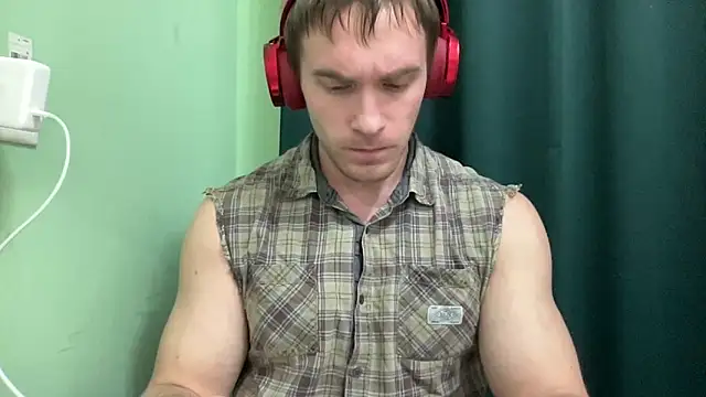 Mrbiceps23 online show from December 6, 2024, 8:23 pm
