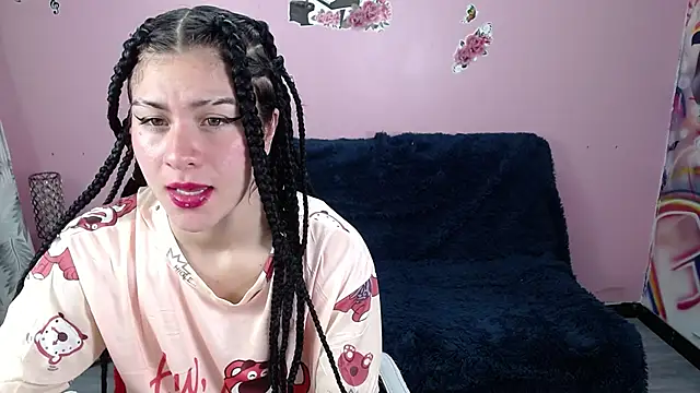 Kate Laurence  online show from December 24, 2024, 7:17 am