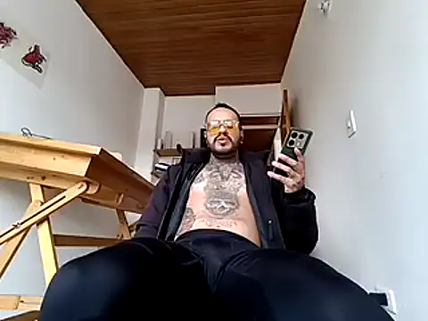 Nicky smith   online show from December 1, 2024, 7:30 pm