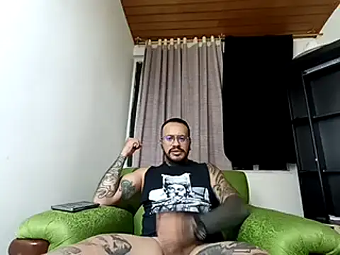 Nicky smith   online show from December 2, 2024, 4:48 am