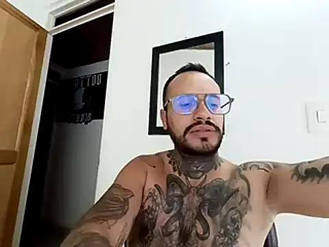 Nicky smith   online show from December 6, 2024, 2:18 am