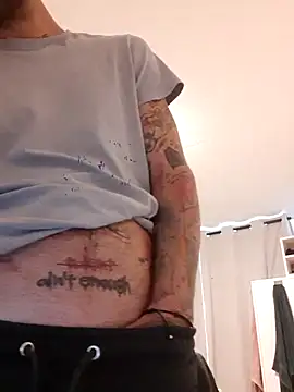 Snapshot of Italian69am chatting on September 23, 2025, 2:13 pm Italian69am online show from September 23, 2025, 2:13 pm