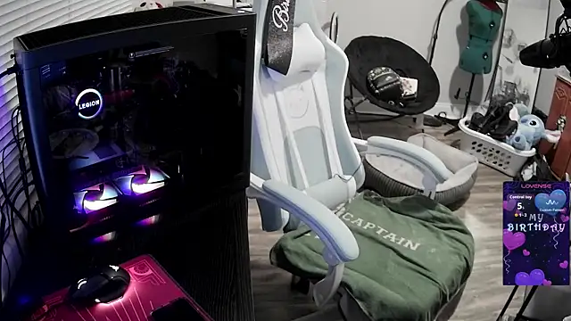 LilyFoxxx online show from November 24, 2025, 4:23 am