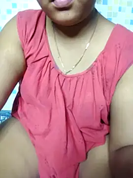 Snapshot of Super-Couple chatting on July 20, 2026, 10:39 am Super-Couple online show from July 20, 2026, 10:39 am