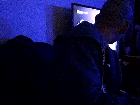 Cuminsideyou42 online show from February 24, 2025, 1:42 pm