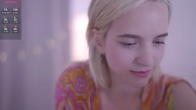 Snapshot of lolly_pie chatting on October 2, 2025, 9:56 am lolly pie online show from October 2, 2025, 9:56 am