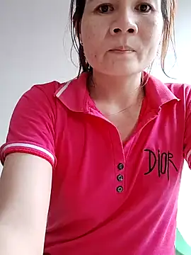 Snapshot of Show-body chatting on March 22, 2025, 9:13 am Show-body online show from March 22, 2025, 9:13 am