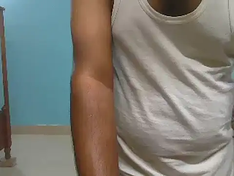 honeybunny95 online show from January 12, 2025, 1:27 pm