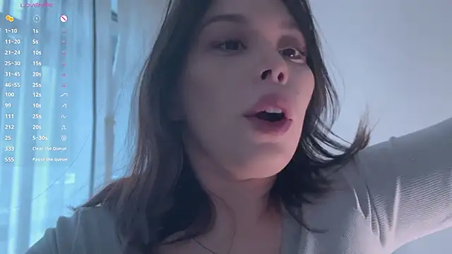 Snapshot of Mellovely chatting on February 16, 2026, 3:49 am Mellovely online show from February 16, 2026, 3:49 am