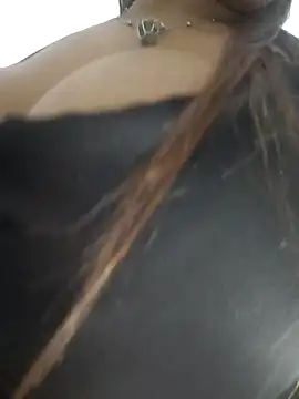 Snapshot of milf_venus chatting on October 18, 2025, 11:07 pm milf venus online show from October 18, 2025, 11:07 pm